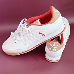 Adidas sneakers/ new